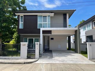 For Rent 3 Bedroom House In San Kamphaeng, Chiang Mai