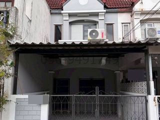 For Rent 2 Bedroom Townhouse In Phasi Charoen, Bangkok