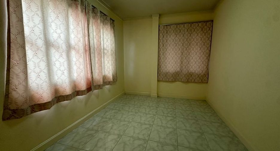 For sale 3 bedrooms house in Si Racha, Chonburi