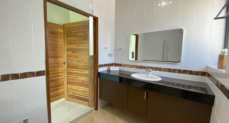 For sale 2 bedrooms villa in Mueang Krabi, Krabi