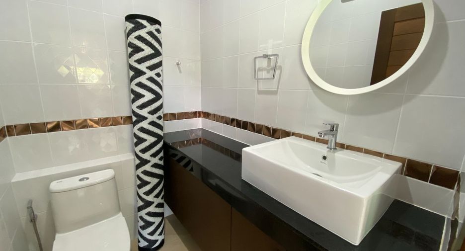 For sale 2 bedrooms villa in Mueang Krabi, Krabi