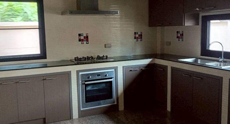 For rent 3 bedrooms house in Mueang Chiang Mai, Chiang Mai