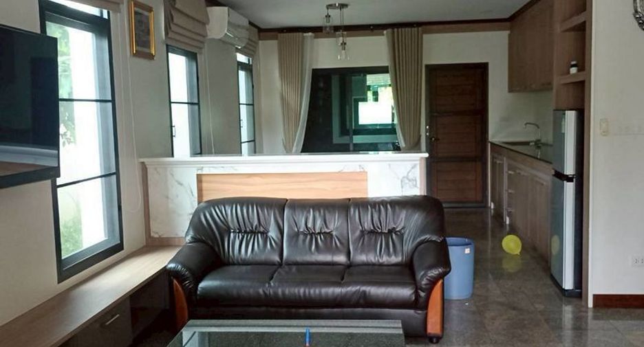 For rent 3 bedrooms house in Mueang Chiang Mai, Chiang Mai