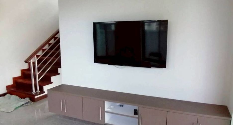 For rent 3 bedrooms house in Mueang Chiang Mai, Chiang Mai