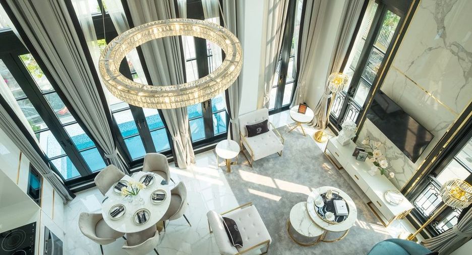 Haus zur Miete mit 3 Zimmer in Watthana, Bangkok