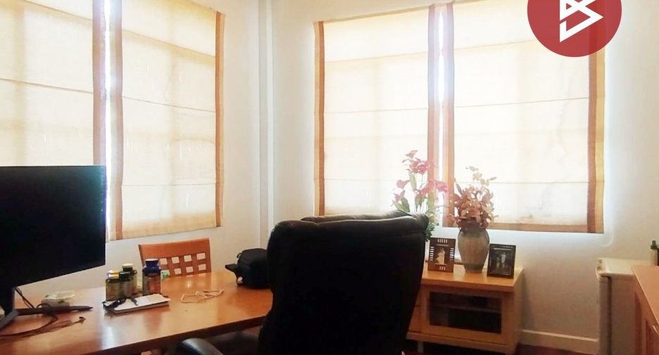 For sale 4 bedrooms house in Bang Phli, Samut Prakan