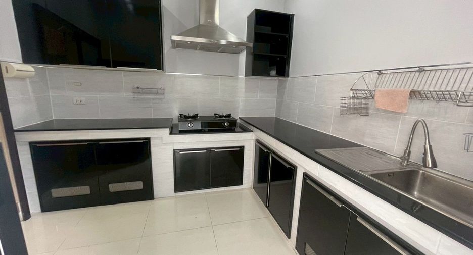 For rent 4 bedrooms house in Bang Kruai, Nonthaburi