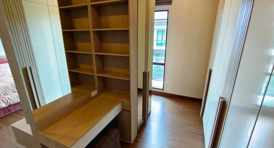 For rent 4 bedrooms house in Bang Kruai, Nonthaburi