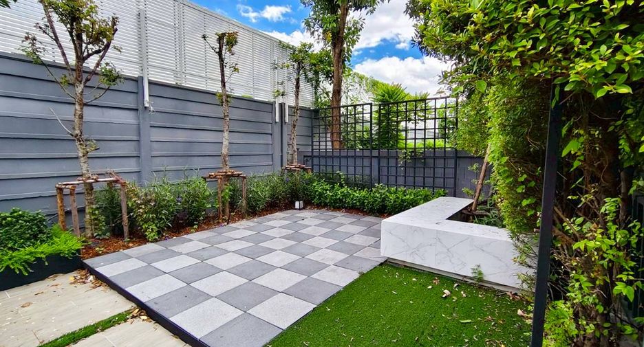 For rent 4 bedrooms house in Bang Kruai, Nonthaburi