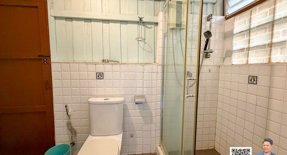 Аренда 3 спальни дом в Щаттхана, Бангкок