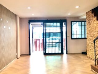 For sale 3 bedrooms townhouse in Lat Krabang, Bangkok