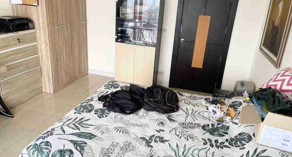 For sale 2 bedrooms condo in Watthana, Bangkok