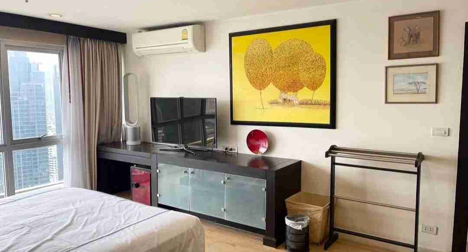 For sale 2 bedrooms condo in Watthana, Bangkok