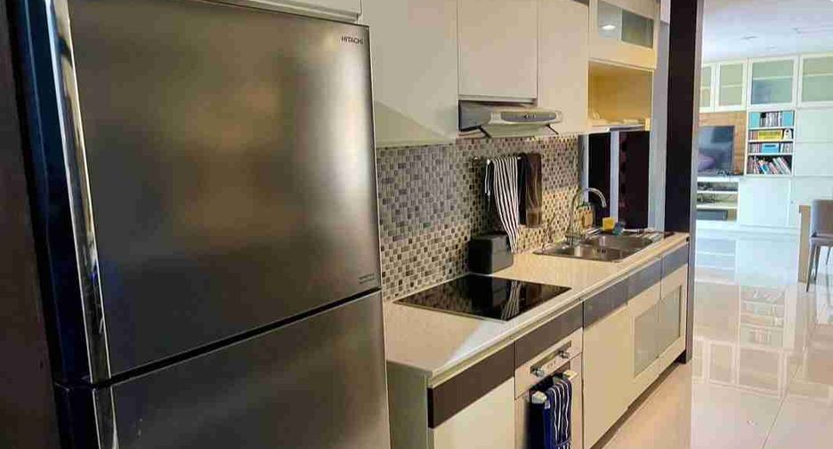 For sale 2 bedrooms condo in Watthana, Bangkok