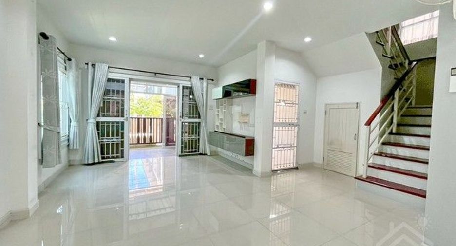 Casa en venta de 3 habitaciones en Mueang Chon Buri, Chonburi