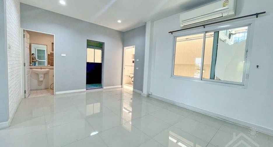 Casa en venta de 3 habitaciones en Mueang Chon Buri, Chonburi
