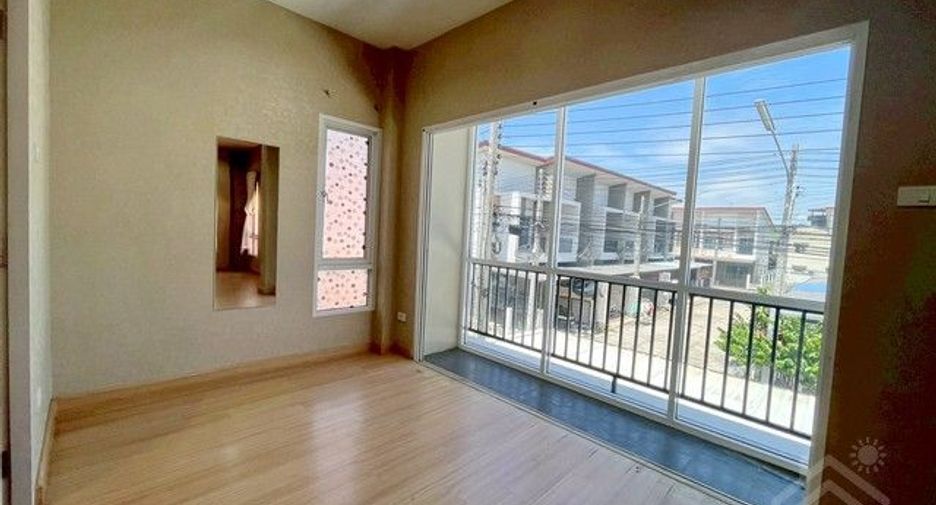 Casa en venta de 3 habitaciones en Mueang Chon Buri, Chonburi