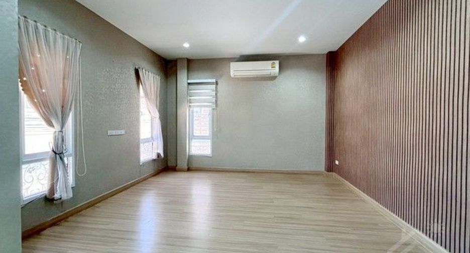 Casa en venta de 3 habitaciones en Mueang Chon Buri, Chonburi