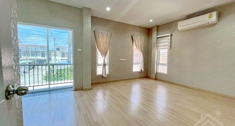 Casa en venta de 3 habitaciones en Mueang Chon Buri, Chonburi