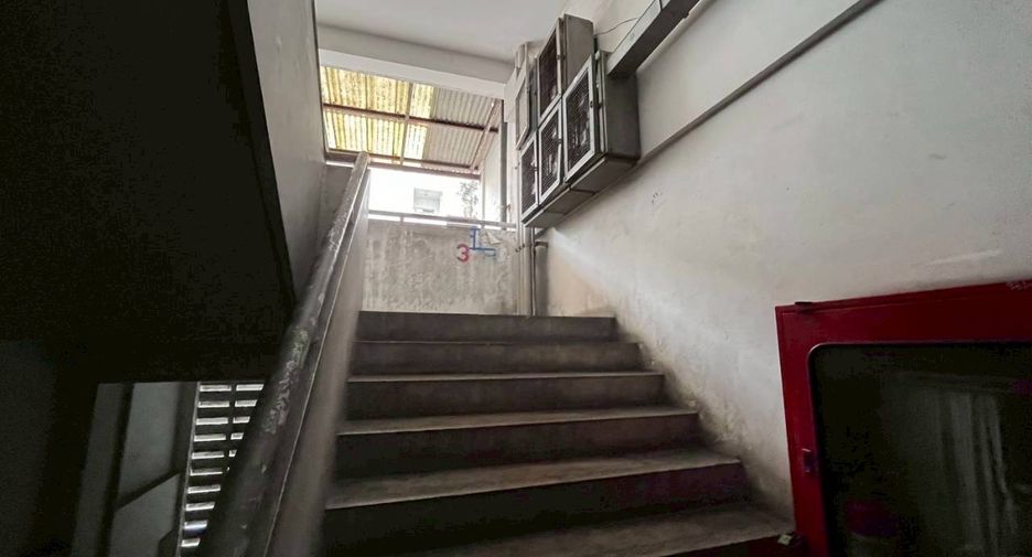 For sale 1 bed condo in Pak Kret, Nonthaburi
