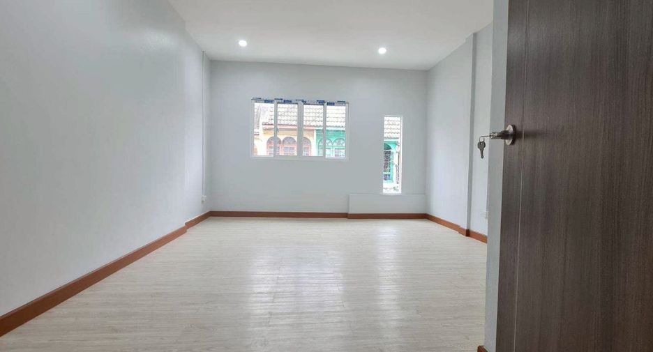 Reihenhaus zum Kauf mit 2 Zimmer in Saphan Sung, Bangkok