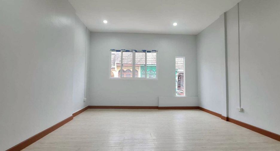Reihenhaus zum Kauf mit 2 Zimmer in Saphan Sung, Bangkok
