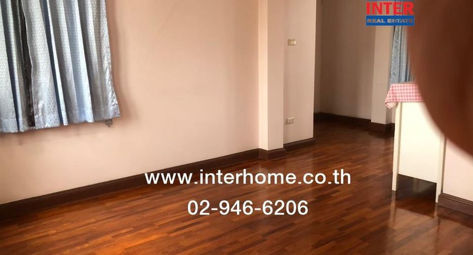 For sale 6 bedrooms house in Min Buri, Bangkok