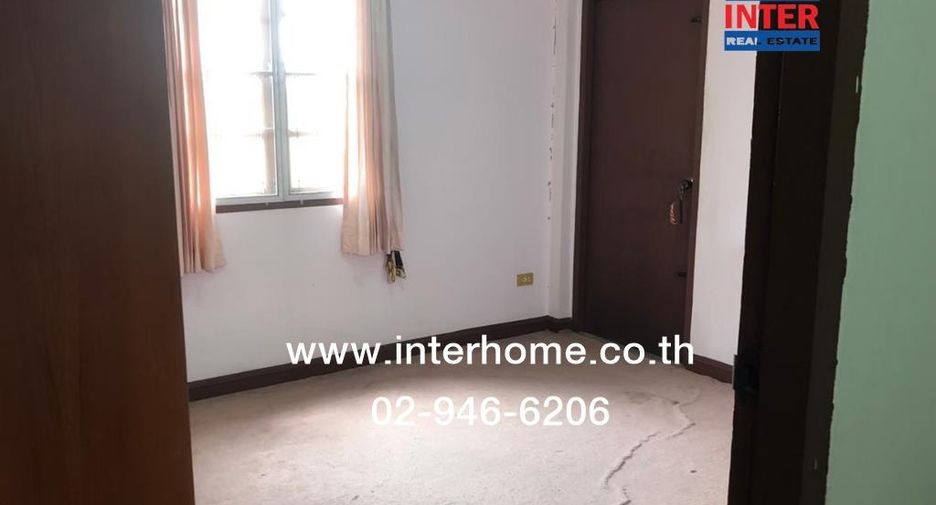For sale 6 bedrooms house in Min Buri, Bangkok