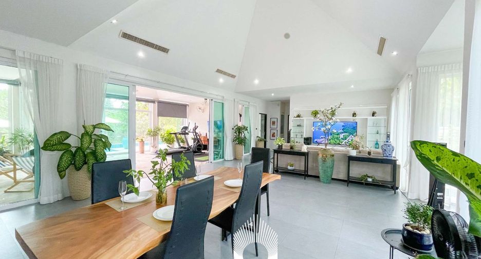 For sale 3 bedrooms villa in Hua Hin, Prachuap Khiri Khan