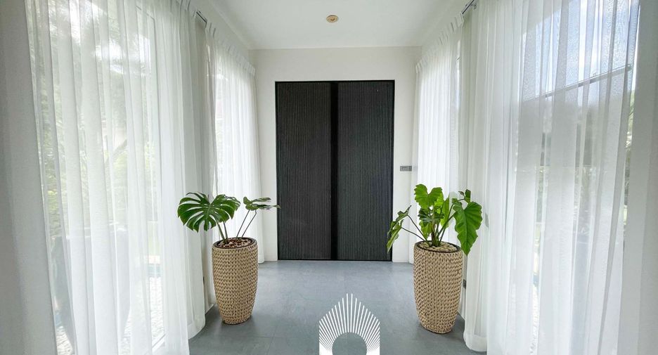 For sale 3 bedrooms villa in Hua Hin, Prachuap Khiri Khan