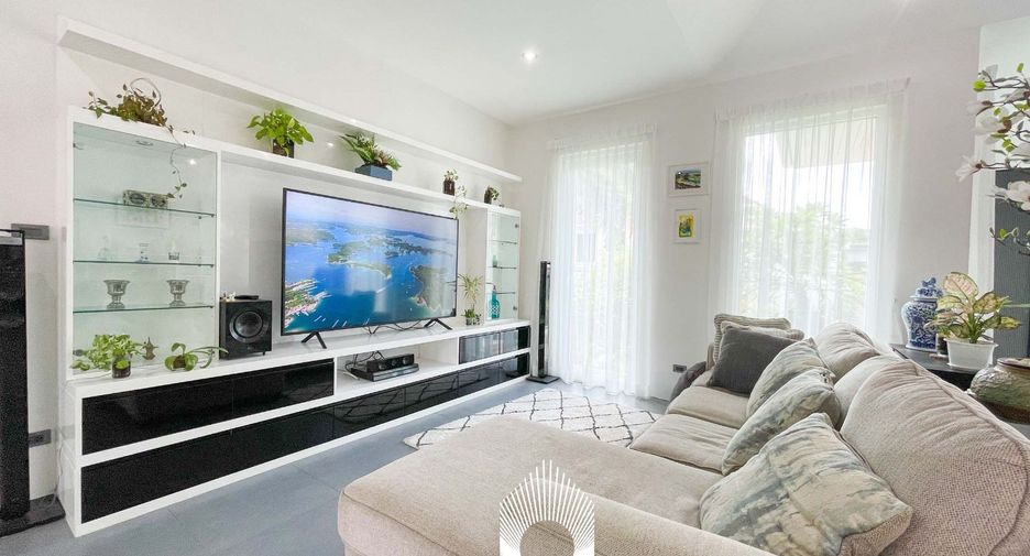For sale 3 bedrooms villa in Hua Hin, Prachuap Khiri Khan