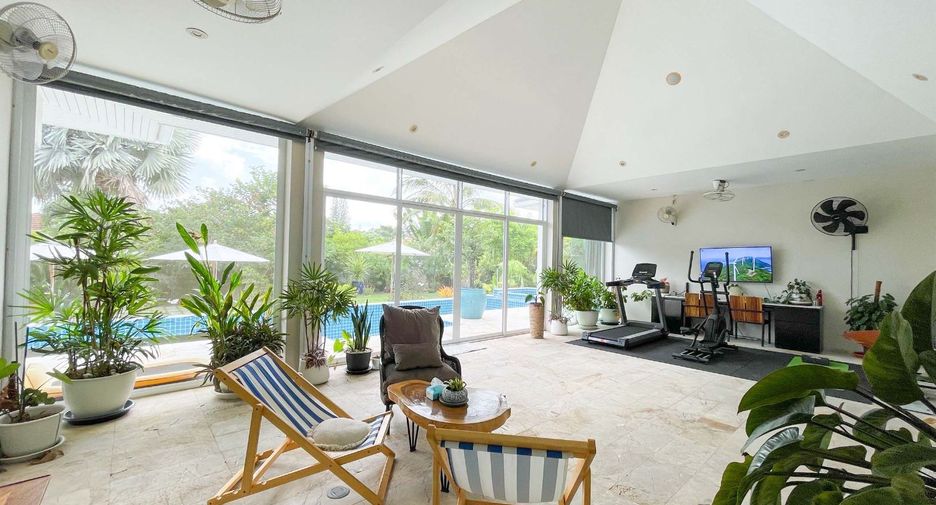 For sale 3 bedrooms villa in Hua Hin, Prachuap Khiri Khan
