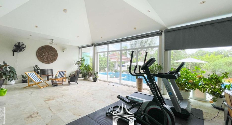 For sale 3 bedrooms villa in Hua Hin, Prachuap Khiri Khan