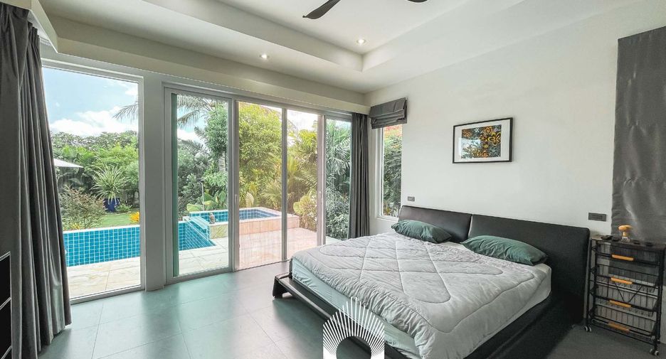 For sale 3 bedrooms villa in Hua Hin, Prachuap Khiri Khan
