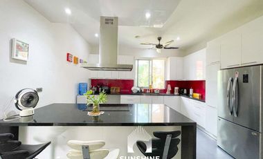 For sale 3 bedrooms villa in Hua Hin, Prachuap Khiri Khan