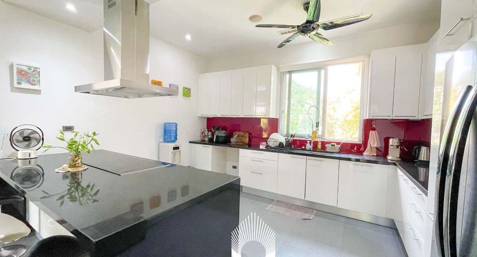 For sale 3 bedrooms villa in Hua Hin, Prachuap Khiri Khan