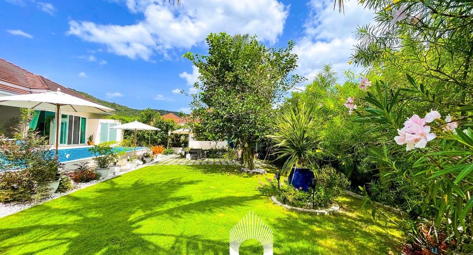 For sale 3 bedrooms villa in Hua Hin, Prachuap Khiri Khan