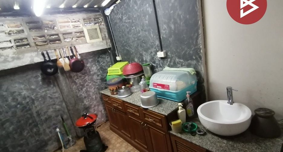 For sale 2 bedrooms townhouse in Thanyaburi, Pathum Thani