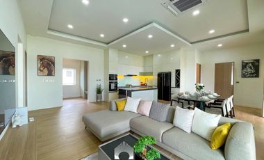 For sale 3 bedrooms villa in Hua Hin, Prachuap Khiri Khan