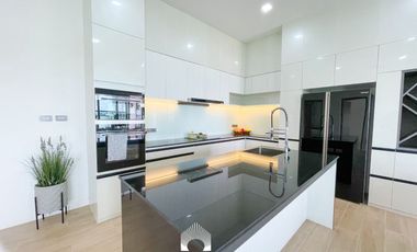For sale 3 bedrooms villa in Hua Hin, Prachuap Khiri Khan