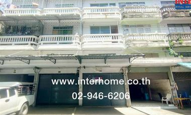 Gewerbefläche zum Kauf mit 4 Zimmer in Mueang Nonthaburi, Nonthaburi