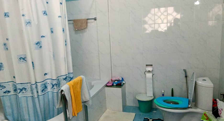Haus zum Kauf mit 4 Zimmer in Lat Lum Kaeo, Pathum Thani