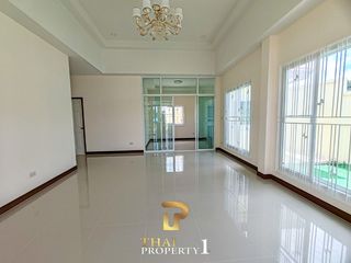 For sale 3 bedrooms house in Bang Saray, Pattaya