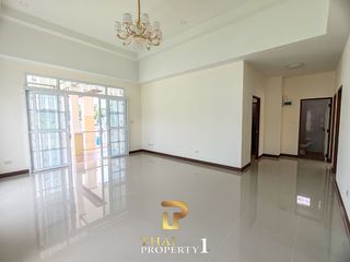For sale 3 bedrooms house in Bang Saray, Pattaya