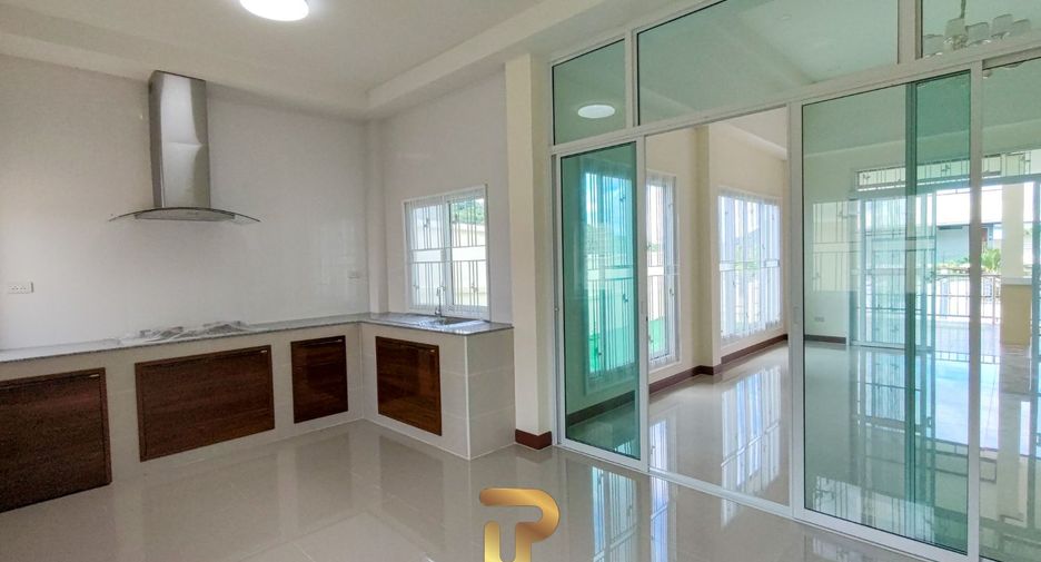出售 3 卧室 独立屋 在 Sattahip, Chon Buri