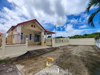 For sale 3 bedrooms house in Bang Saray, Pattaya