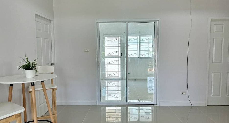 For sale 3 bedrooms house in East Pattaya, Pattaya