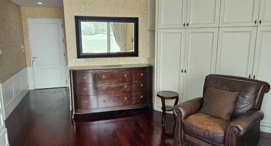 À vendre 4 chambres condo à Pathum Wan, Bangkok