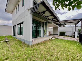 For sale 4 bedrooms house in Lat Krabang, Bangkok