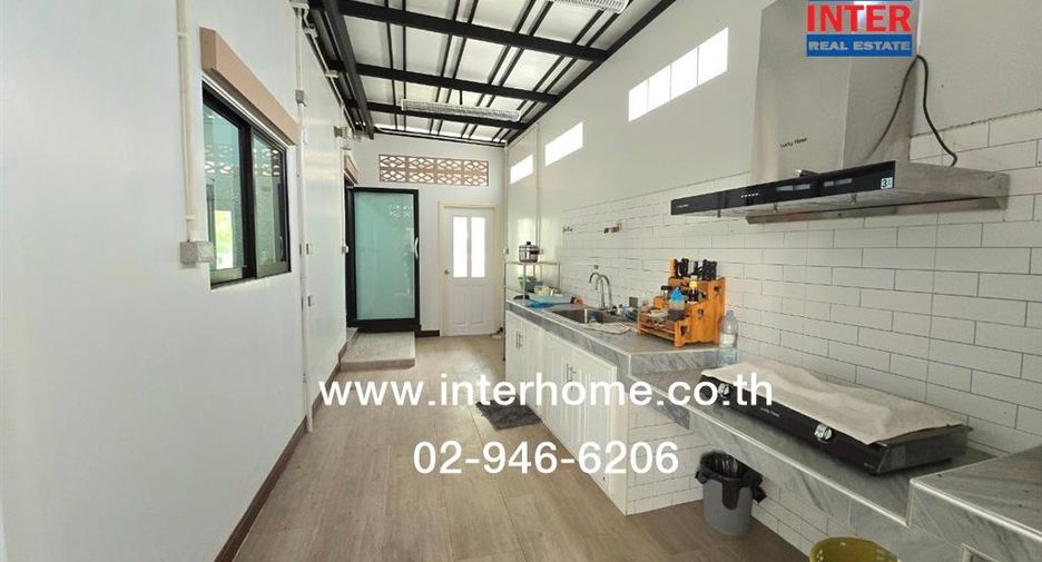 For sale 4 bedrooms house in Lam Luk Ka, Pathum Thani